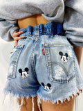 Short Levi’s Vintage bagno medio con strappi stampa topolino