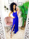 Abito in raso con bottoncini blu