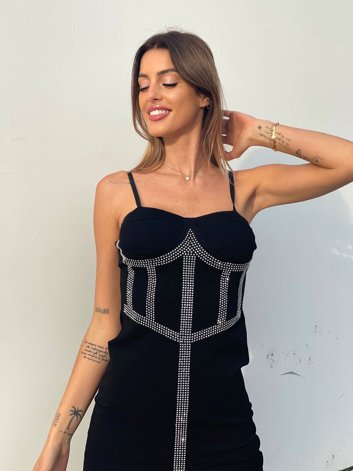 Abito a spalline con strass