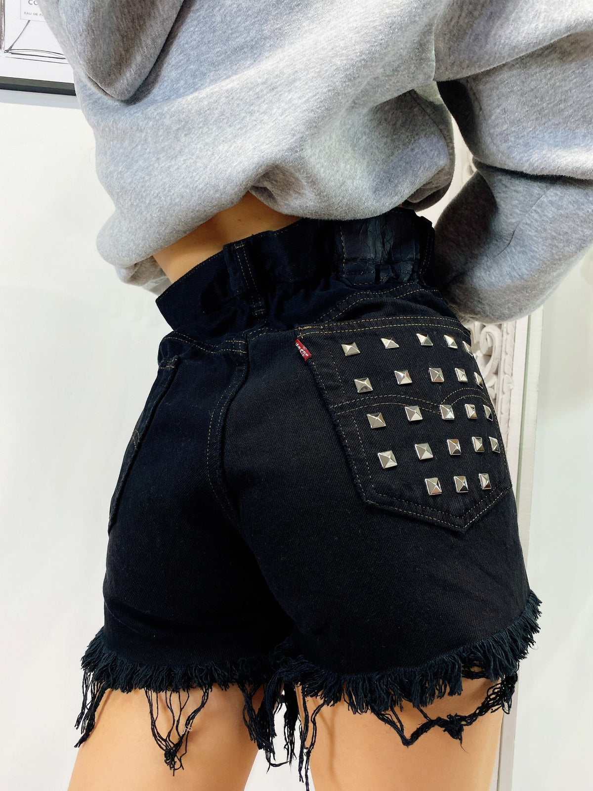 Short Levi’s Vintage con Borchie Nero