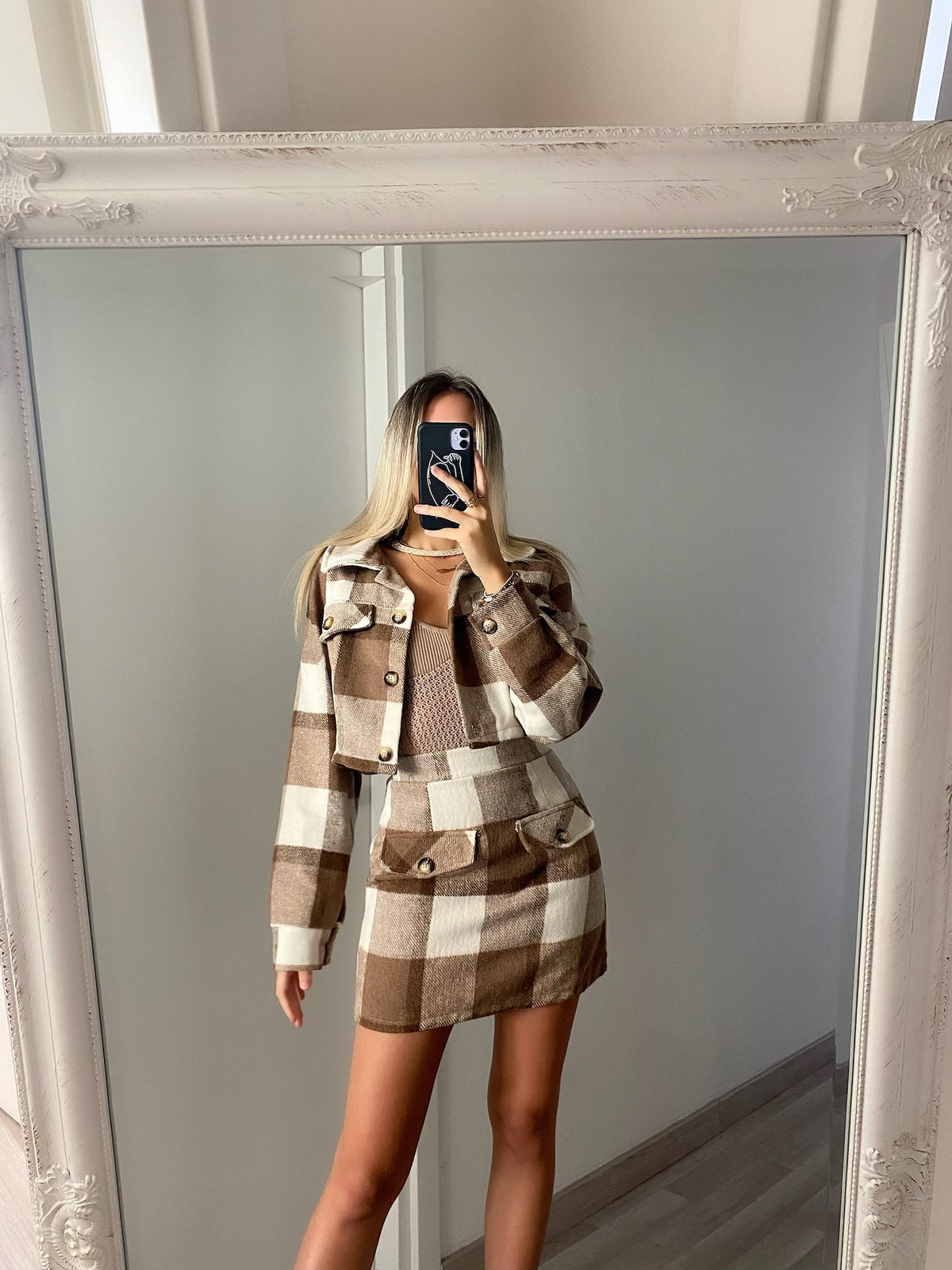 Completo giacca e gonna tweed nude