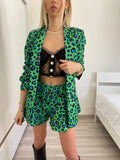 Completo giacca e Short maculato verde