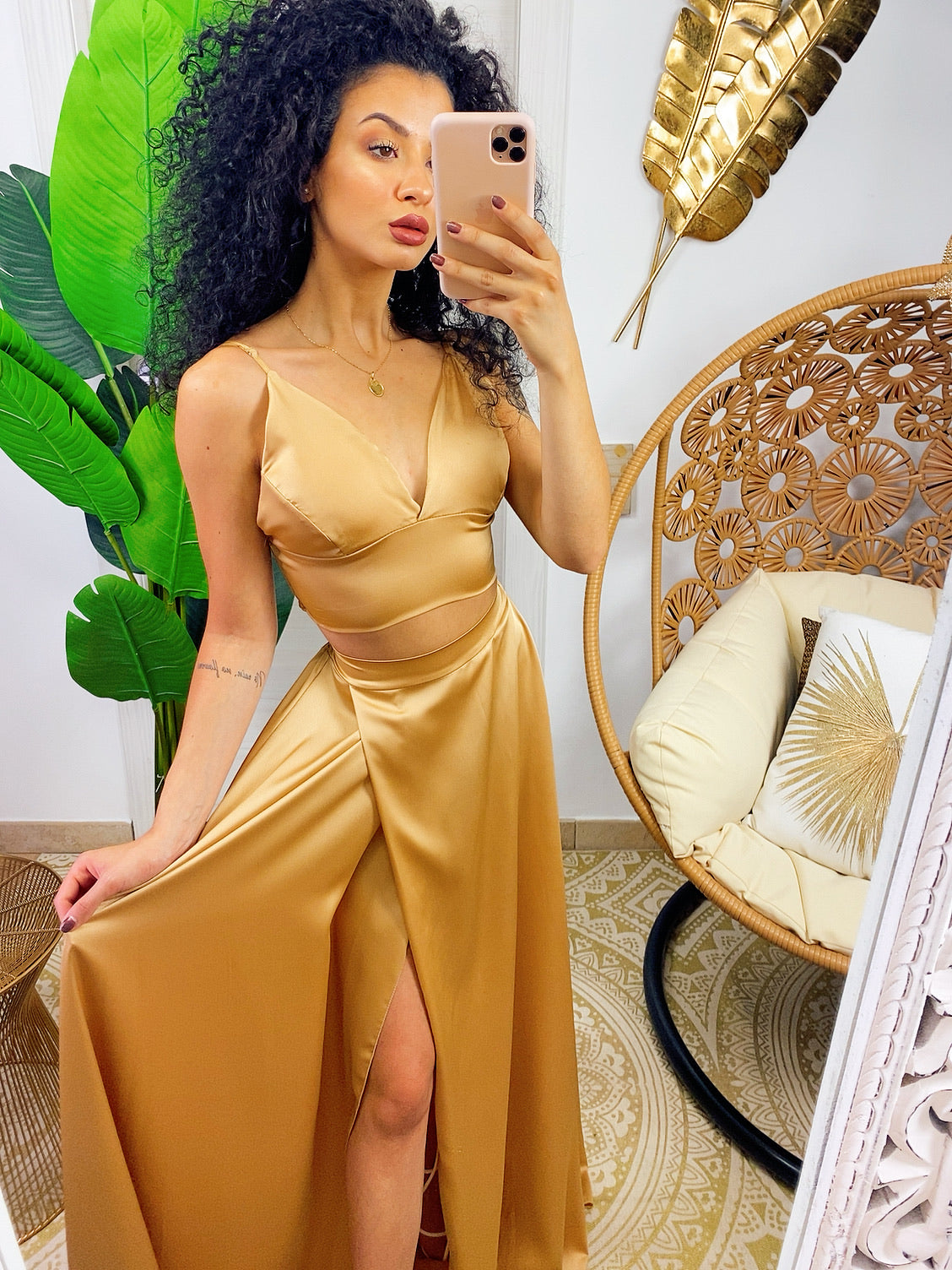 Completo Venere oro