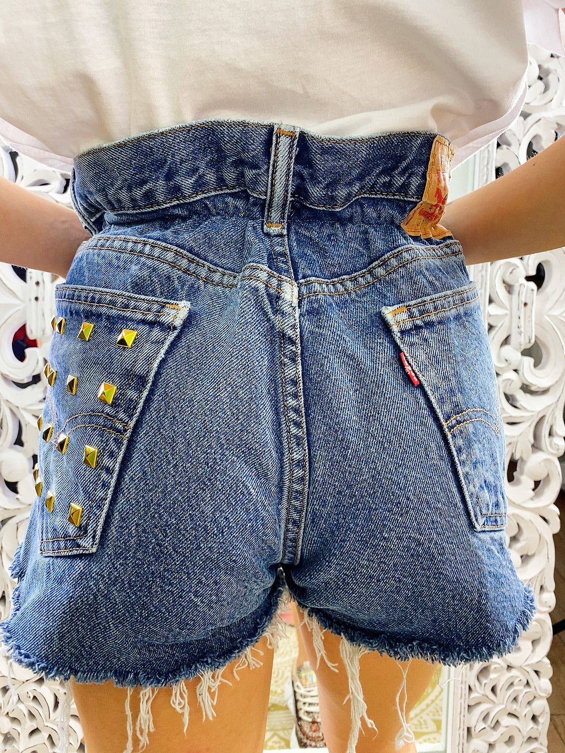 Short Vintage Levi’s bagno medio con borchie