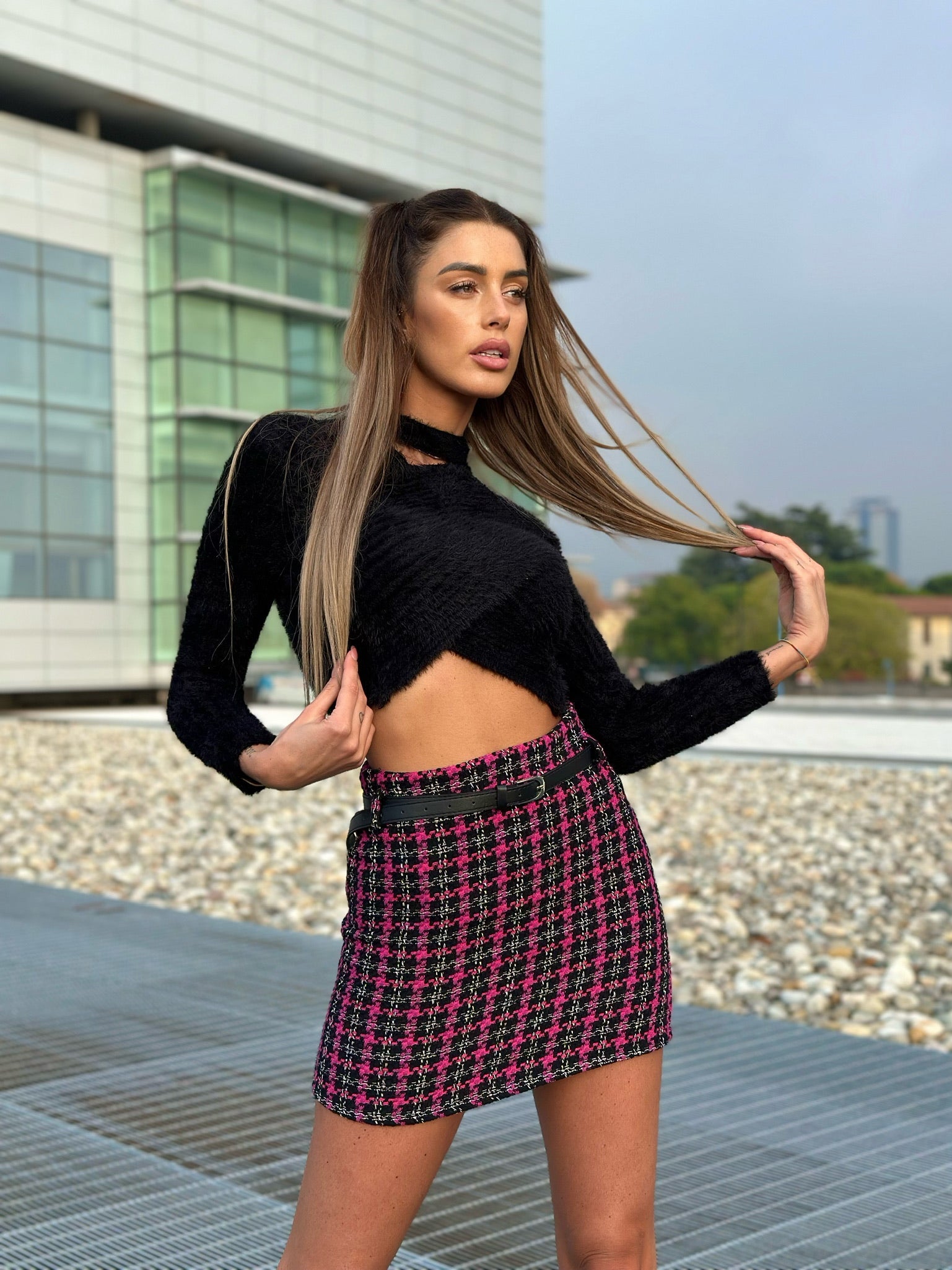 Maglioncino morbidissimo nero con choker