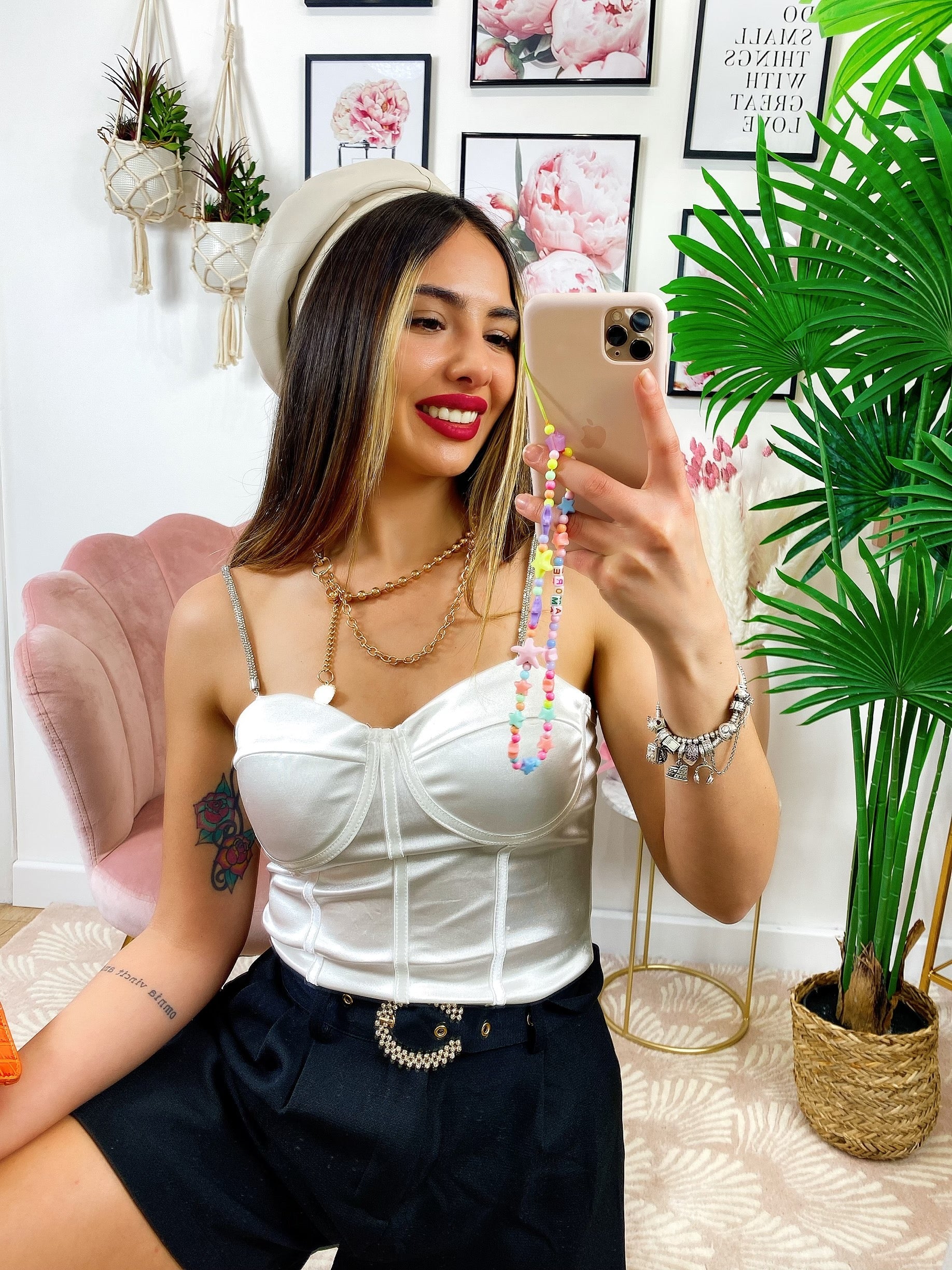 Top con catena in strass