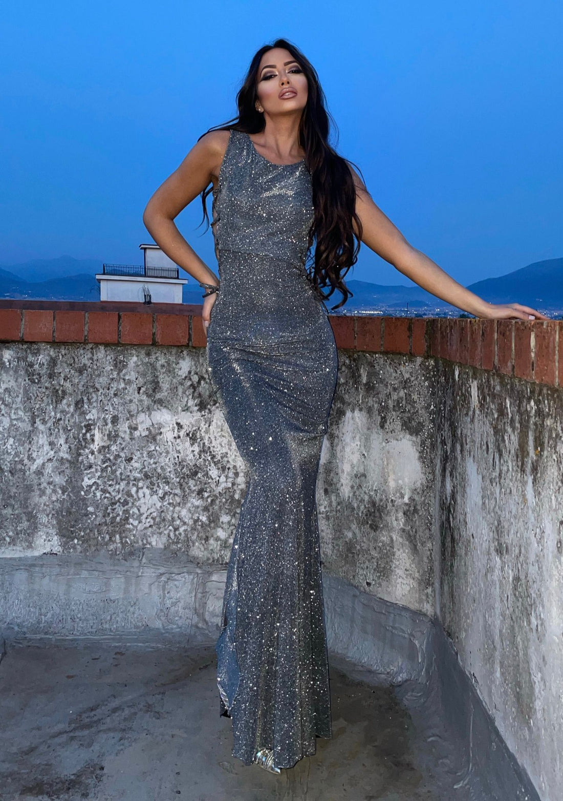 Abito a sirena glitter argento