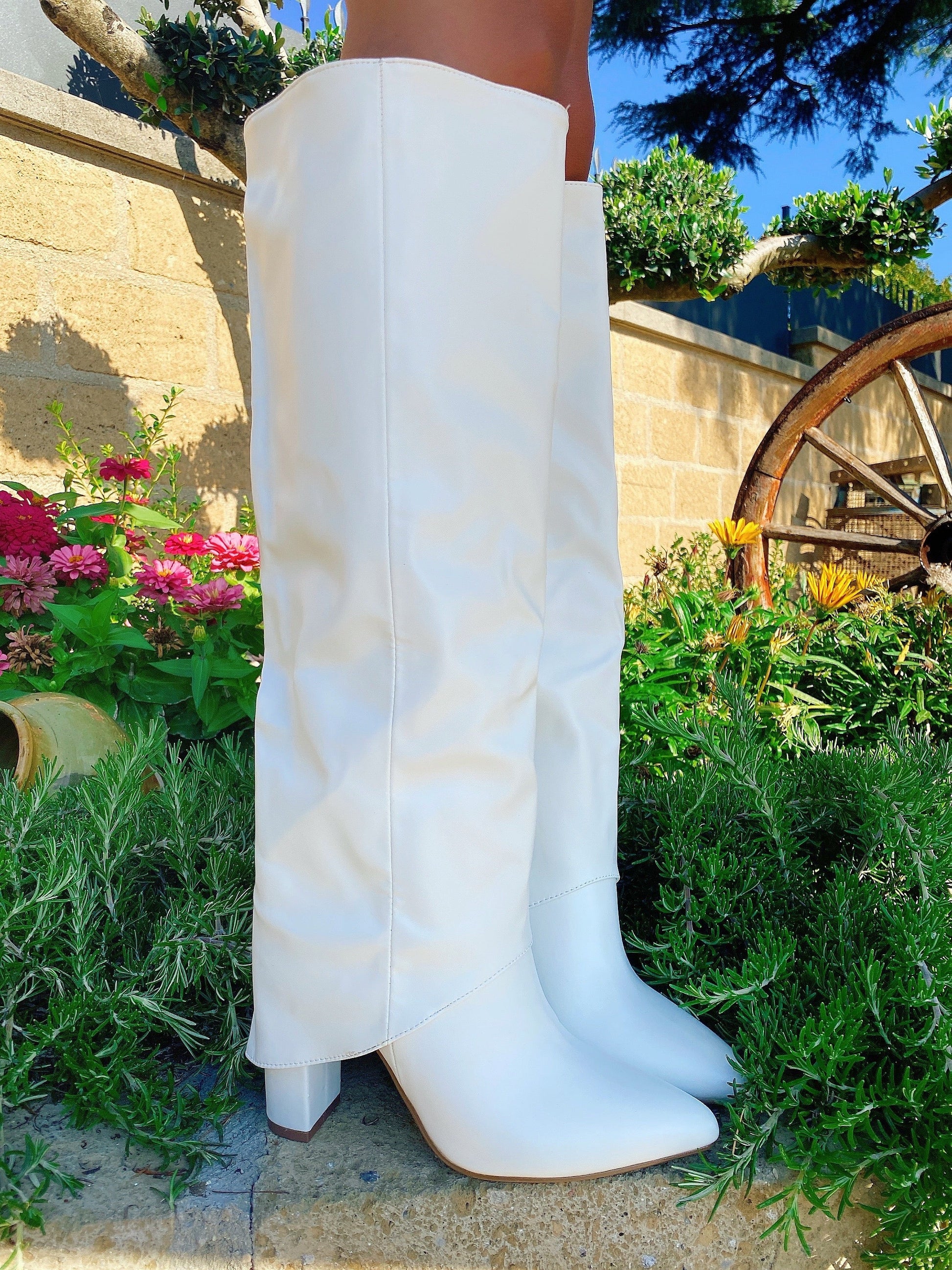 Stivale alto white blogger
