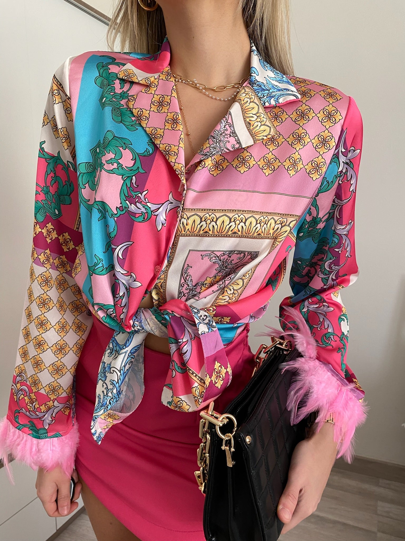 Camicia Vers Fuxia con piume