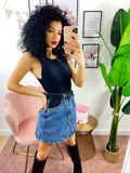 Gonna di Jeans con tasche nere e cintura