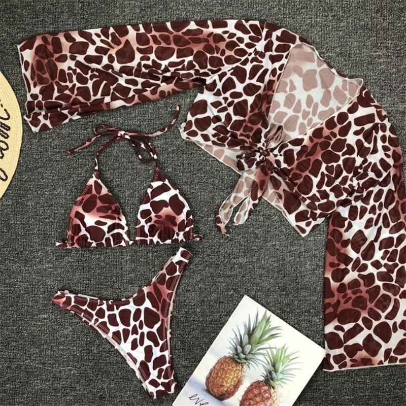 Bikini animalier più camicetta