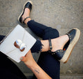 Espadrillas platform basse con borchie nere