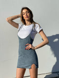Abito in jeans con t-shirt