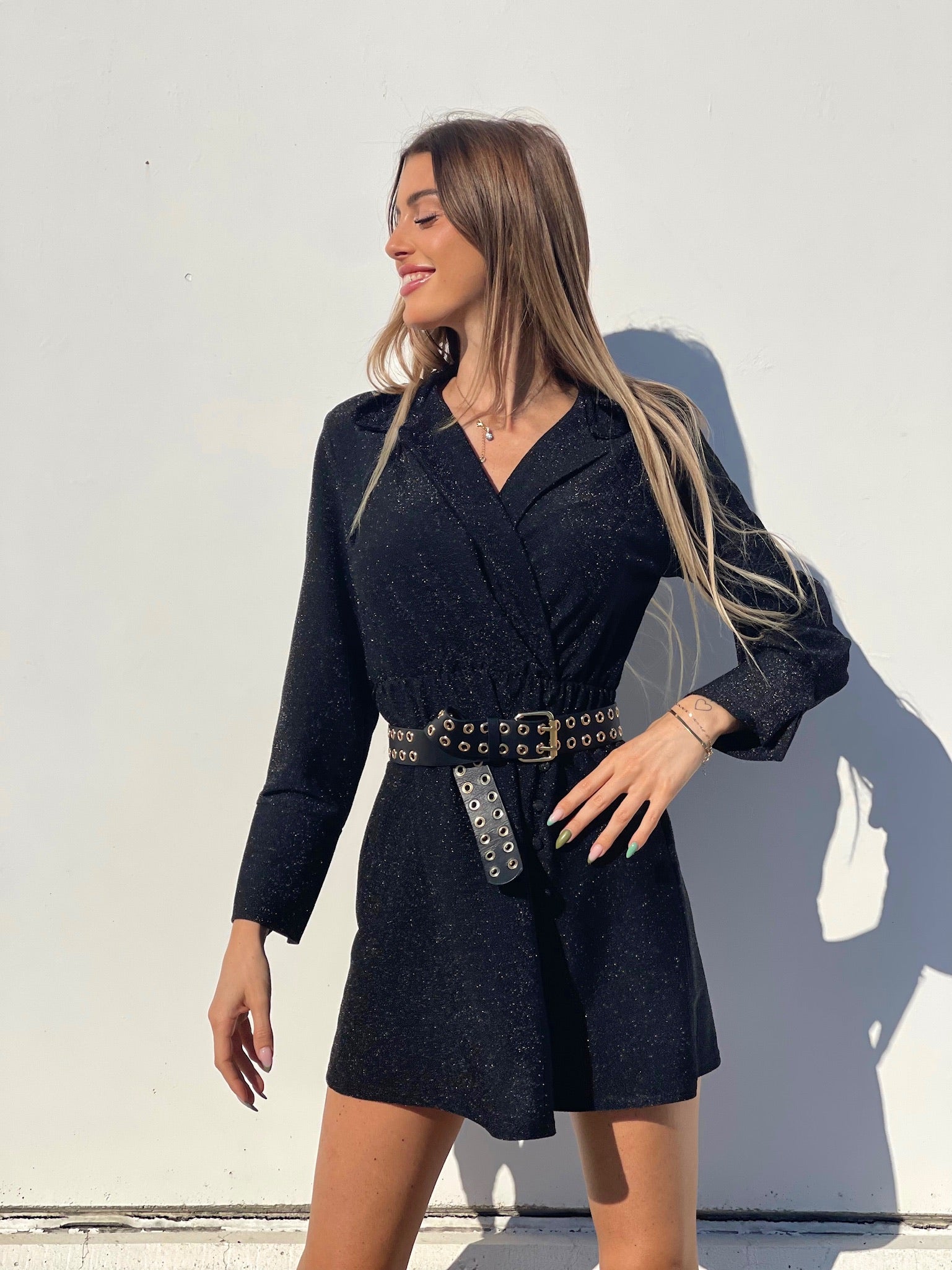 Abito glitter nero con colletto