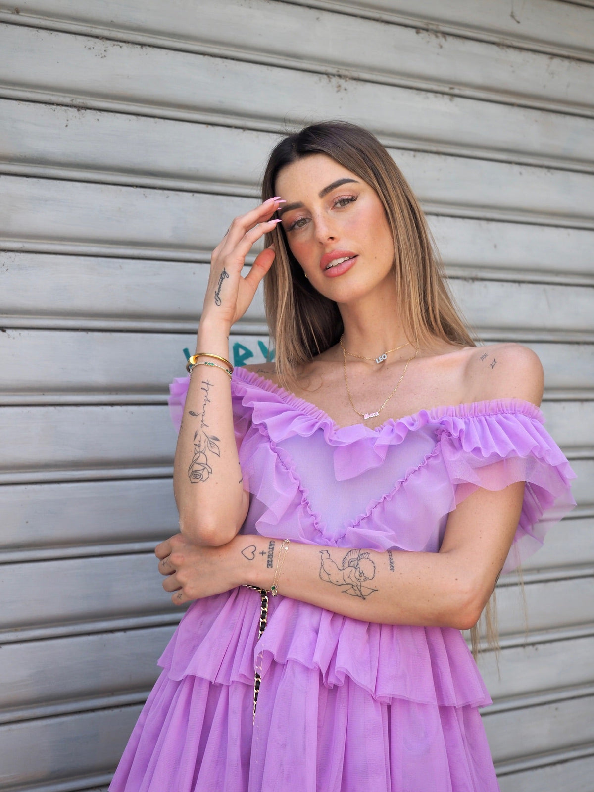 Abito a balze in tulle lilla