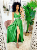Abito in raso con maxi spacco verde chiaro