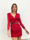Abito rosso con scollo a incrocio