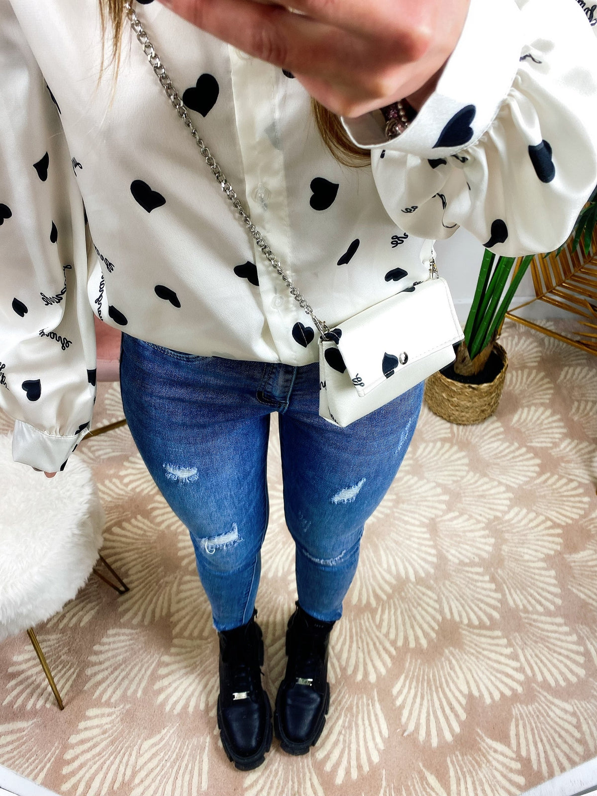 Jeans easy con strappi