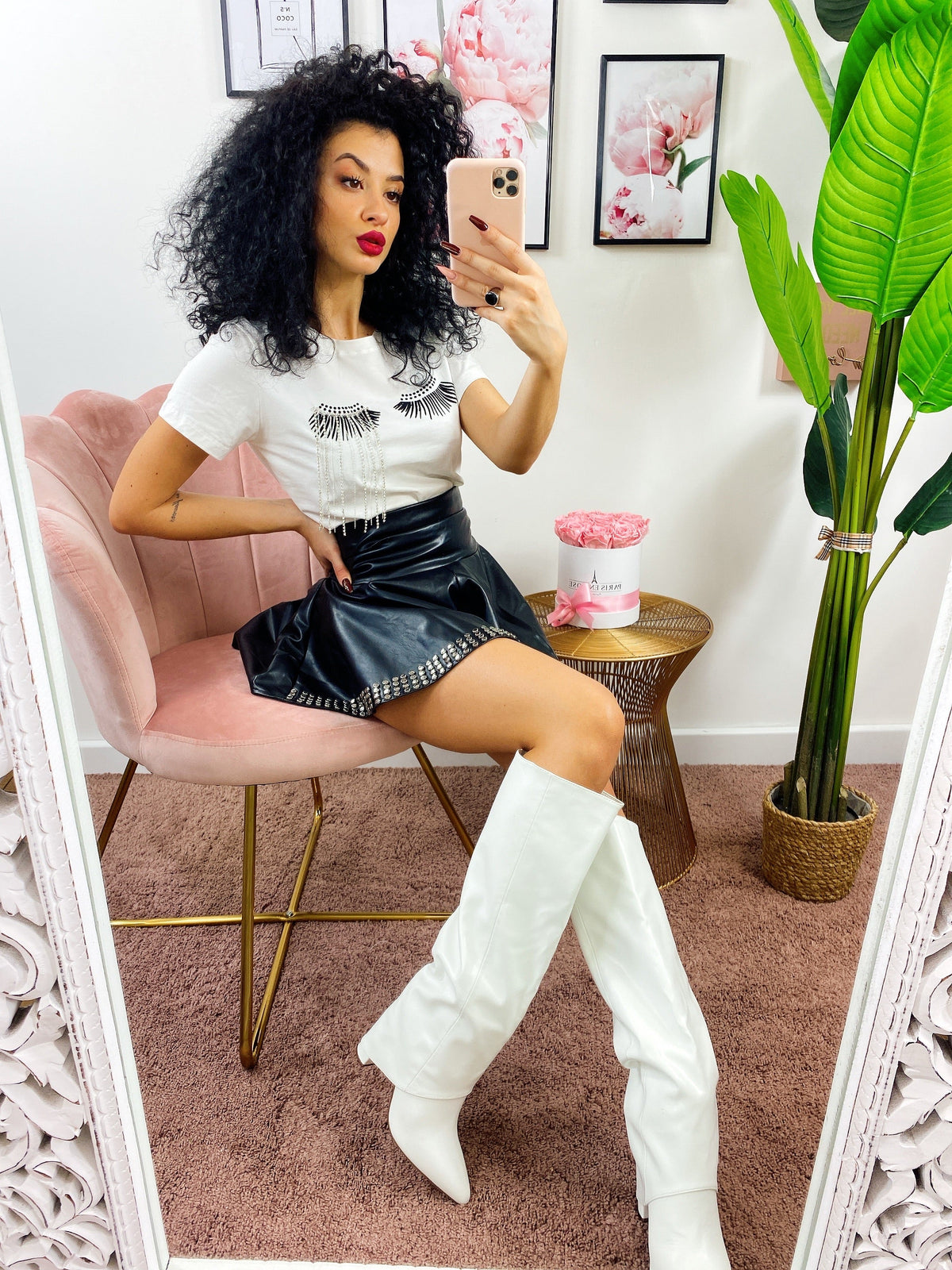 Short in ecopelle black con borchie
