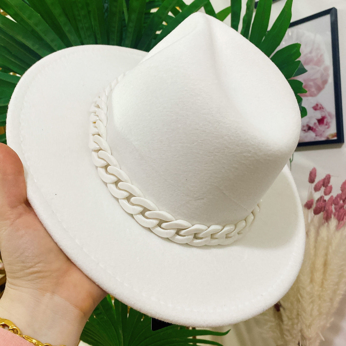 Cappello Bianco catena bianca