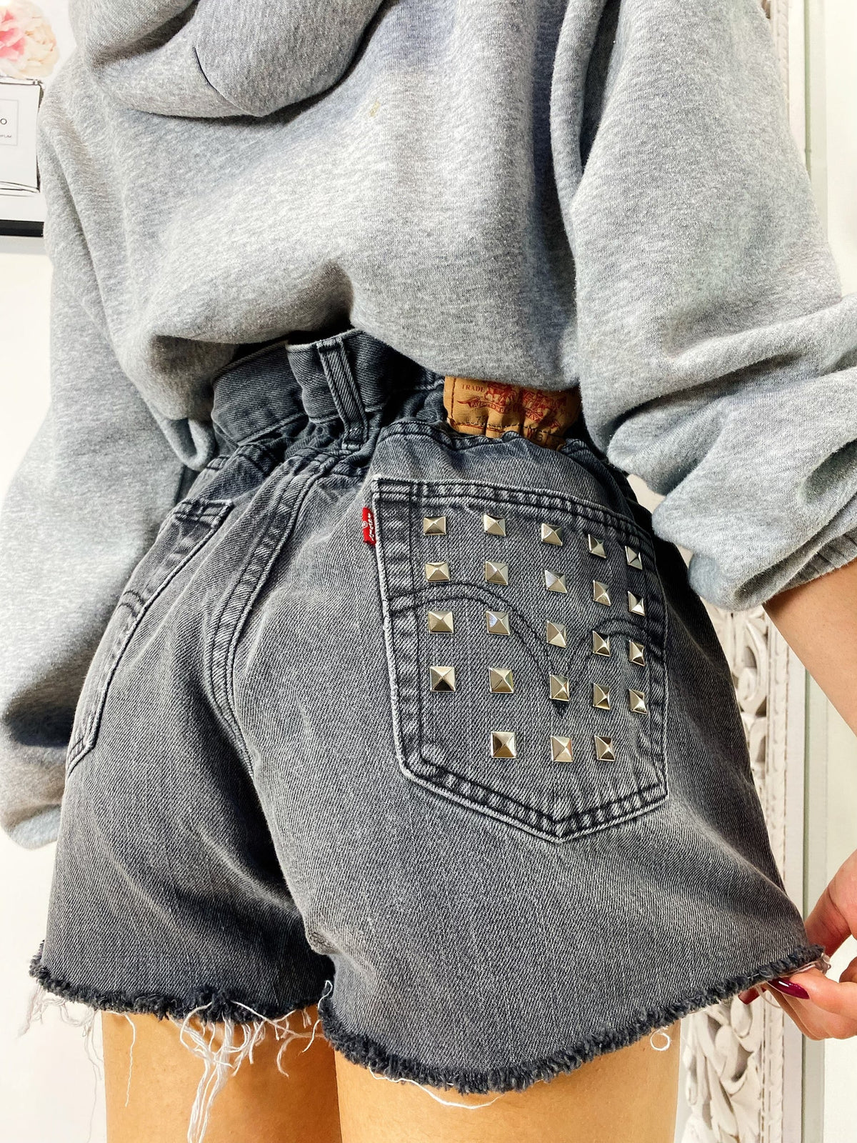 Levi’s Vintage grigio chiaro con borchie