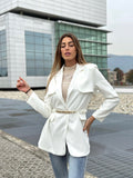 Blazer bianco con cintura