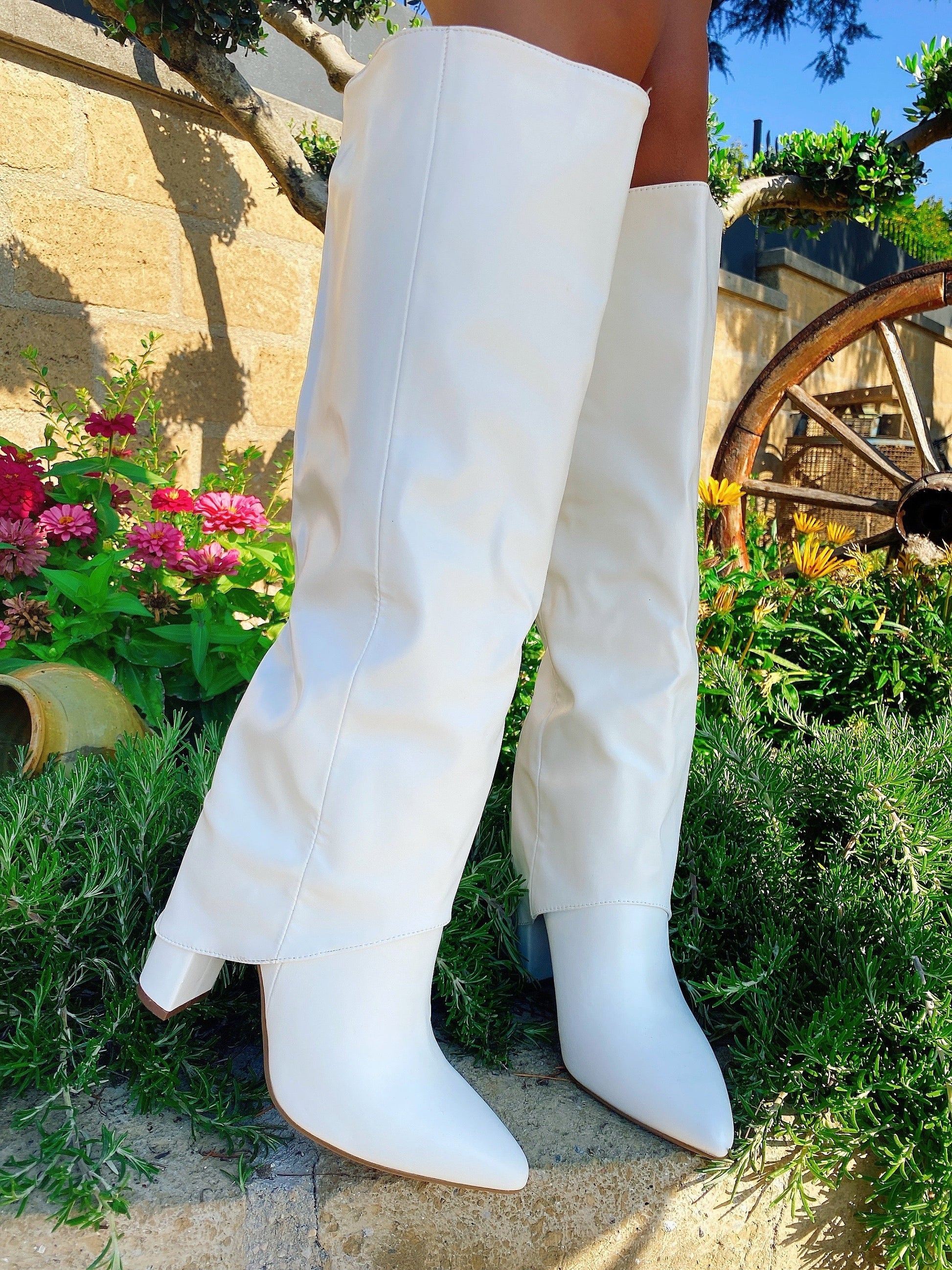 Stivale alto white blogger