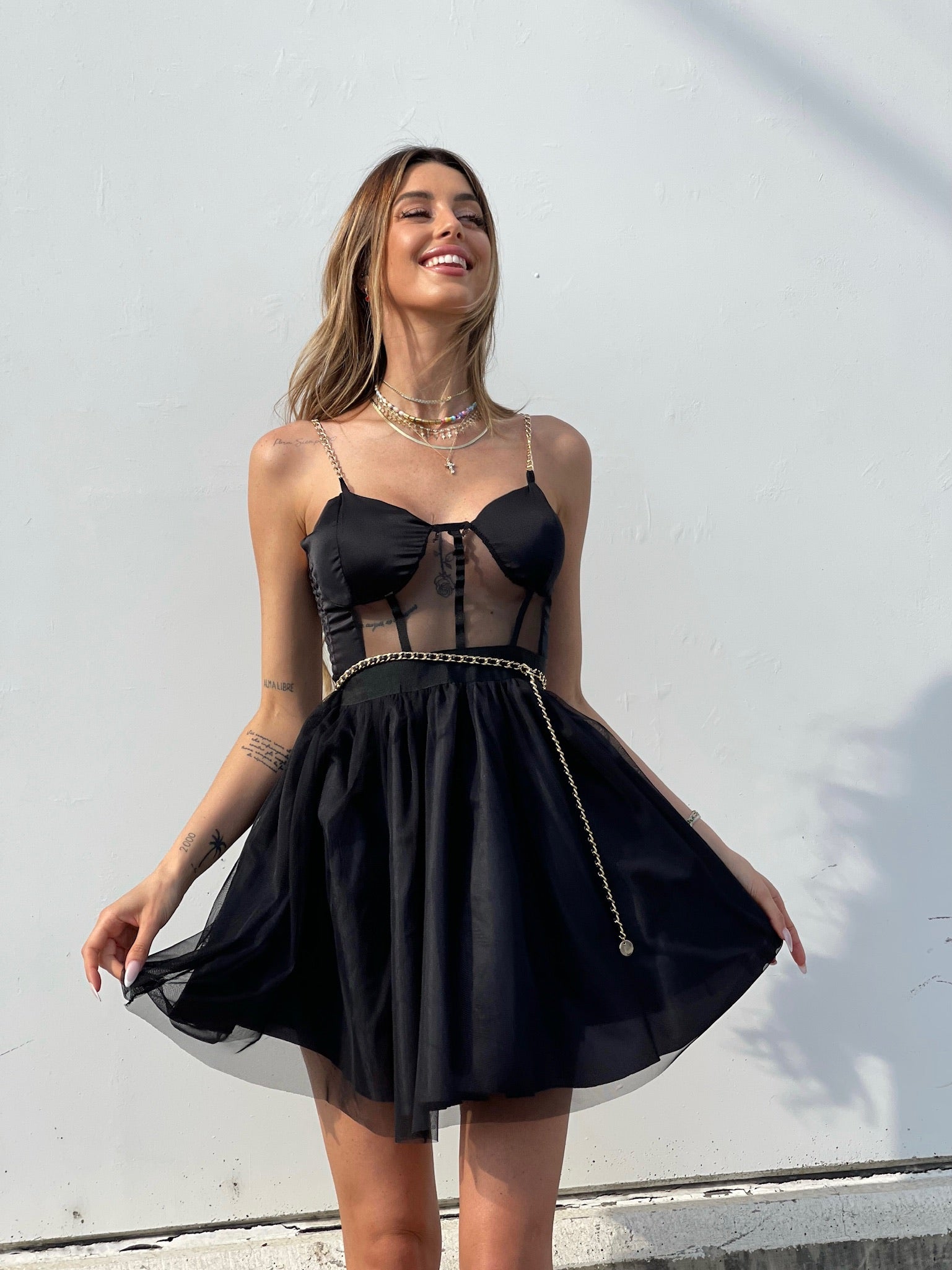 Abito corto in tulle nero
