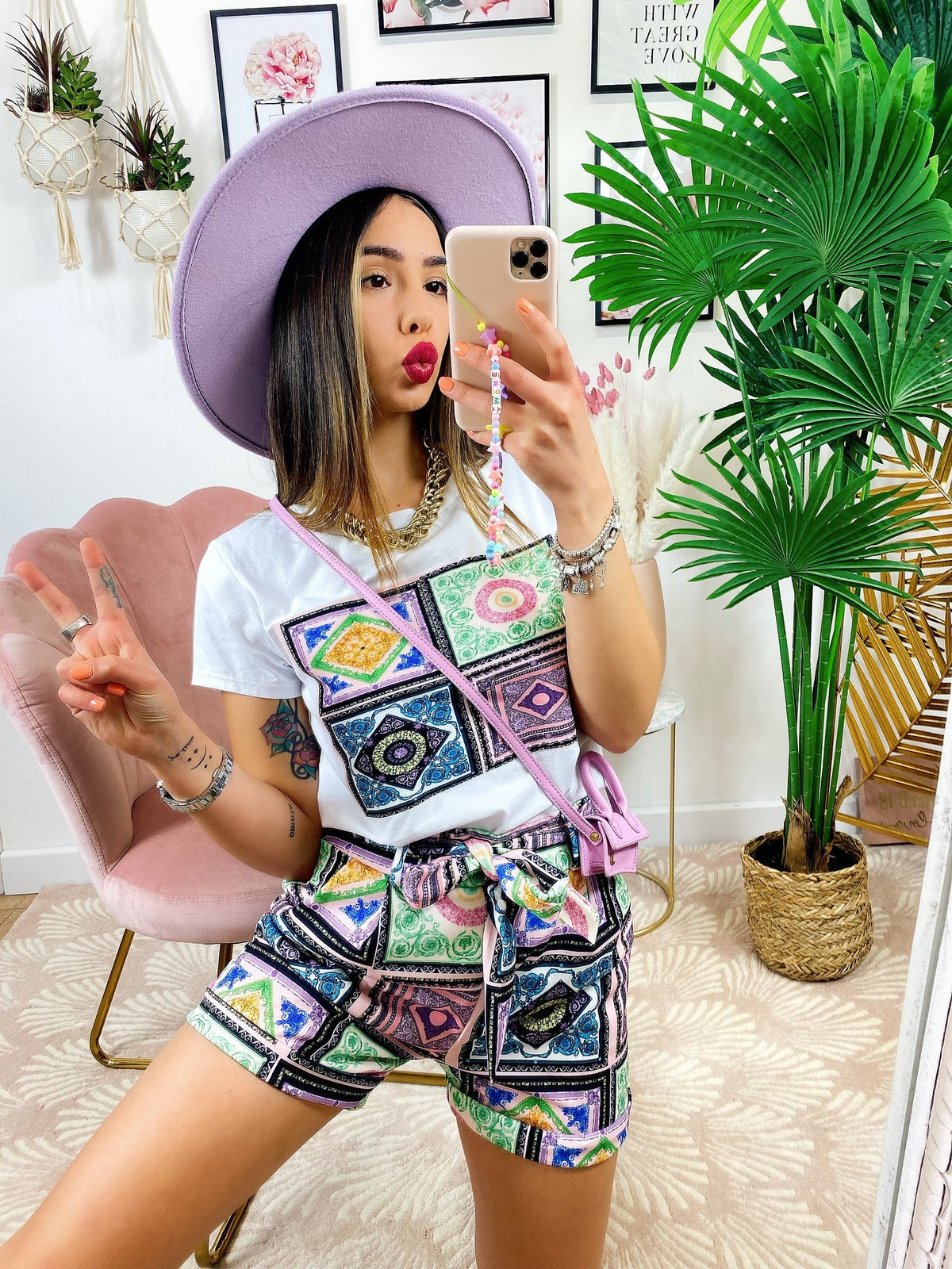 Completo etnico Short e t-shirt base Celeste e lilla