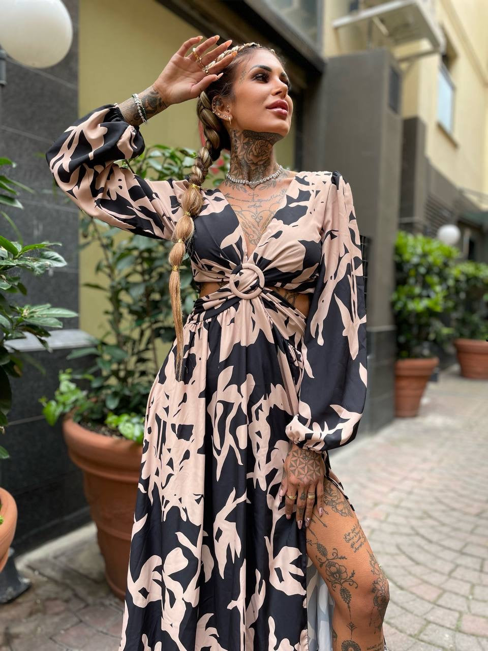 Abito lungo nero beige
