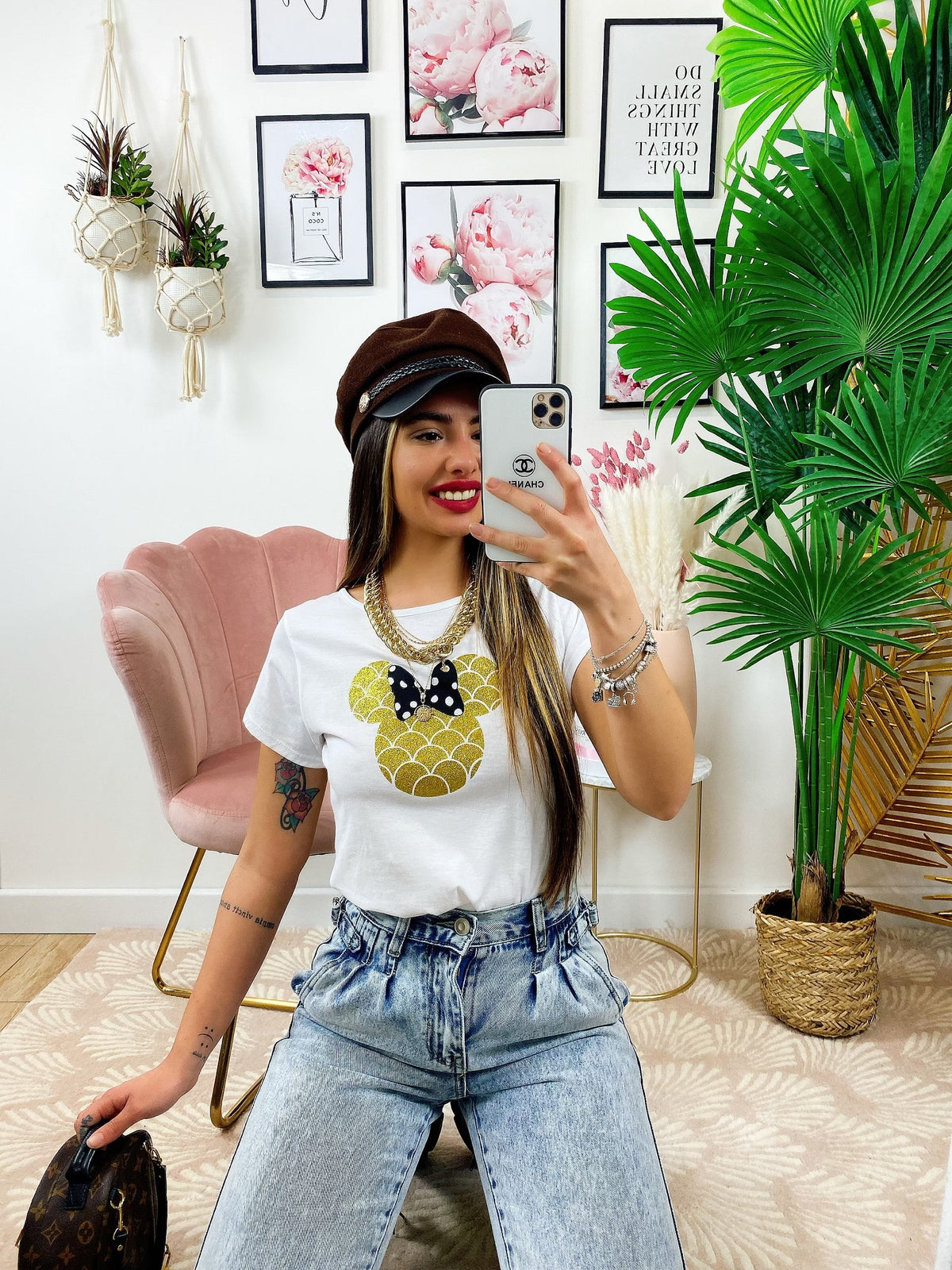 T-shirt con stampa glitter oro