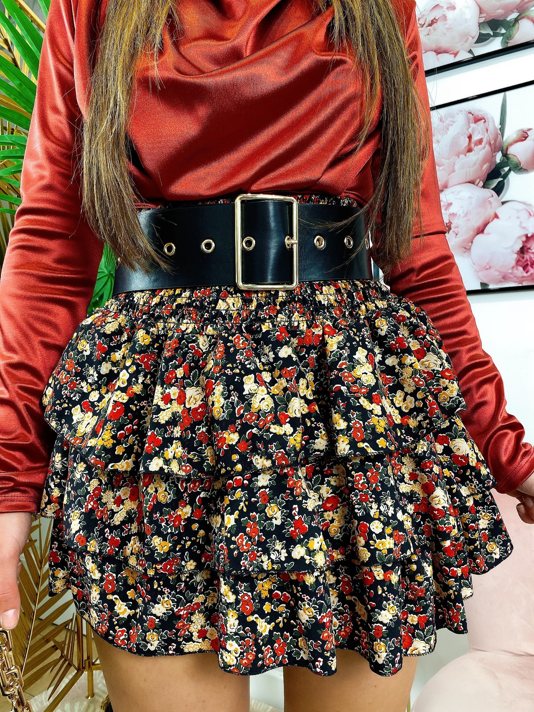 Gonna a fiori rossi