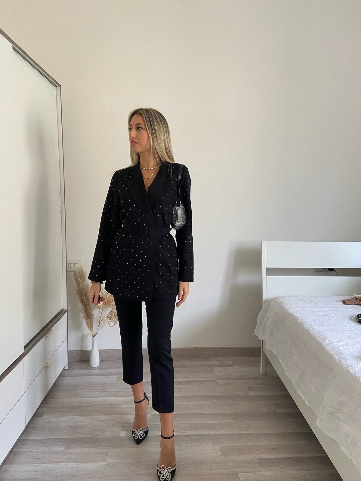 Giacca con strass nera