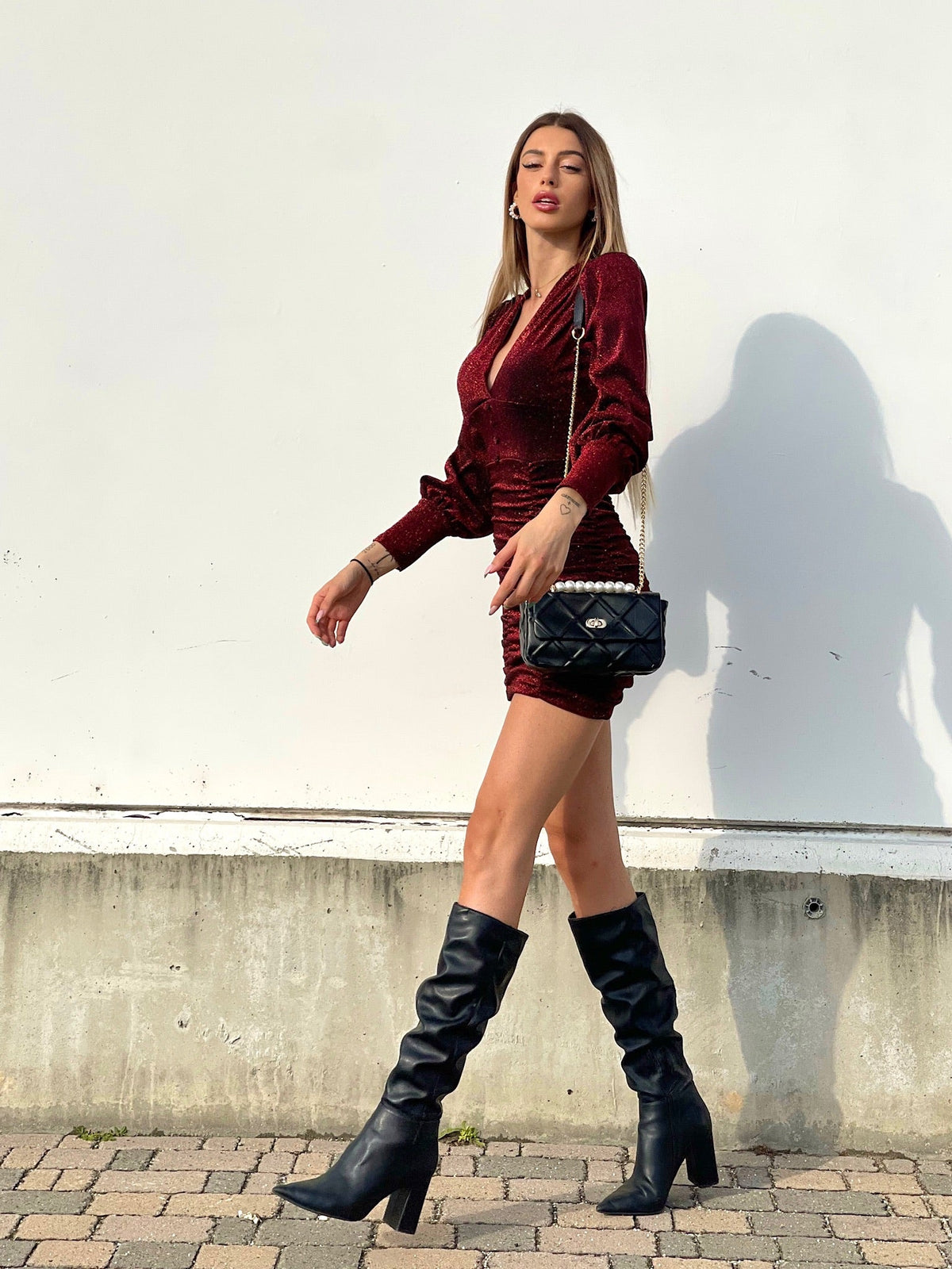 Abito glitter Bordeaux con bottoncini