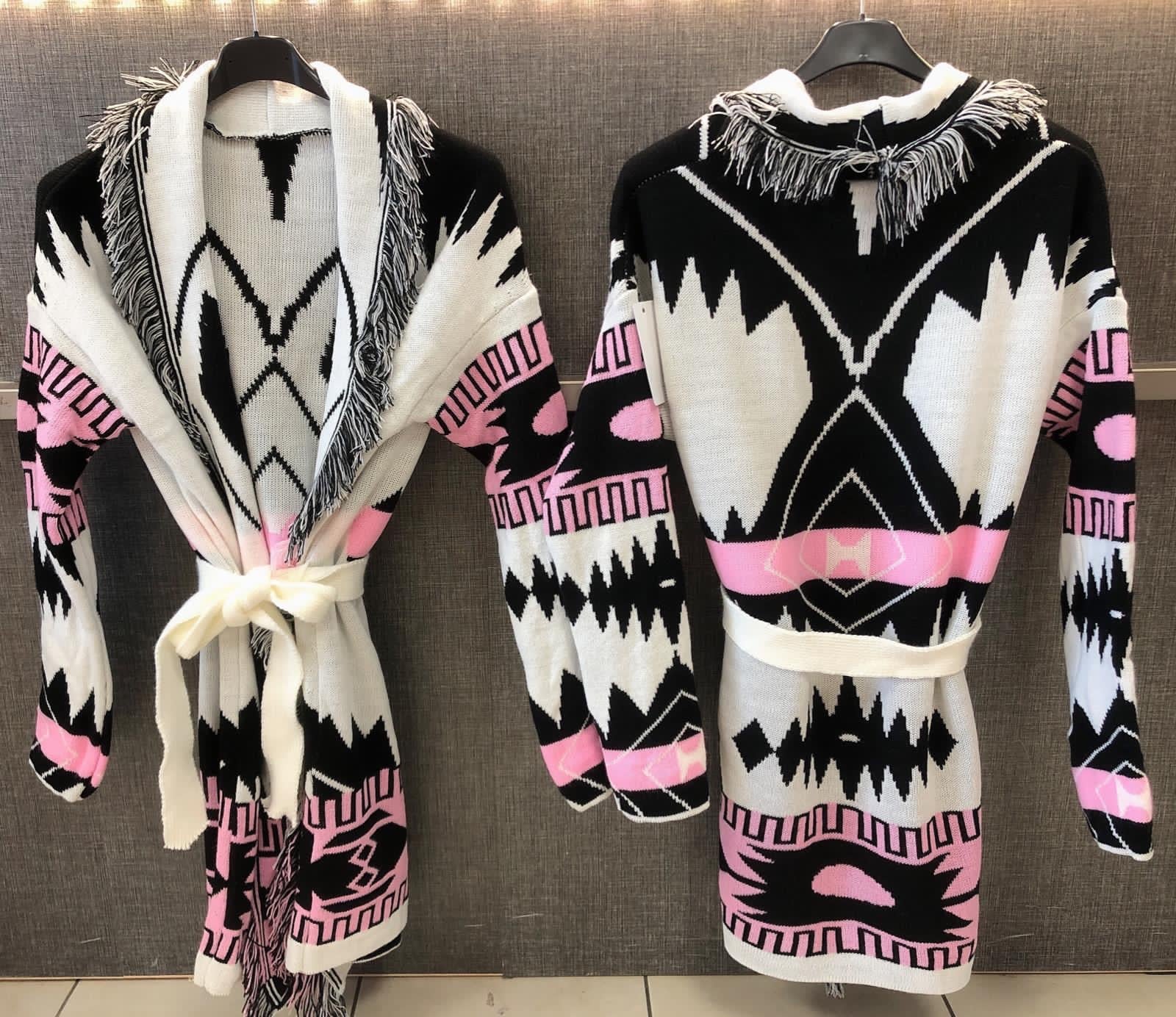 Cardigan Rosa con frange e cinta