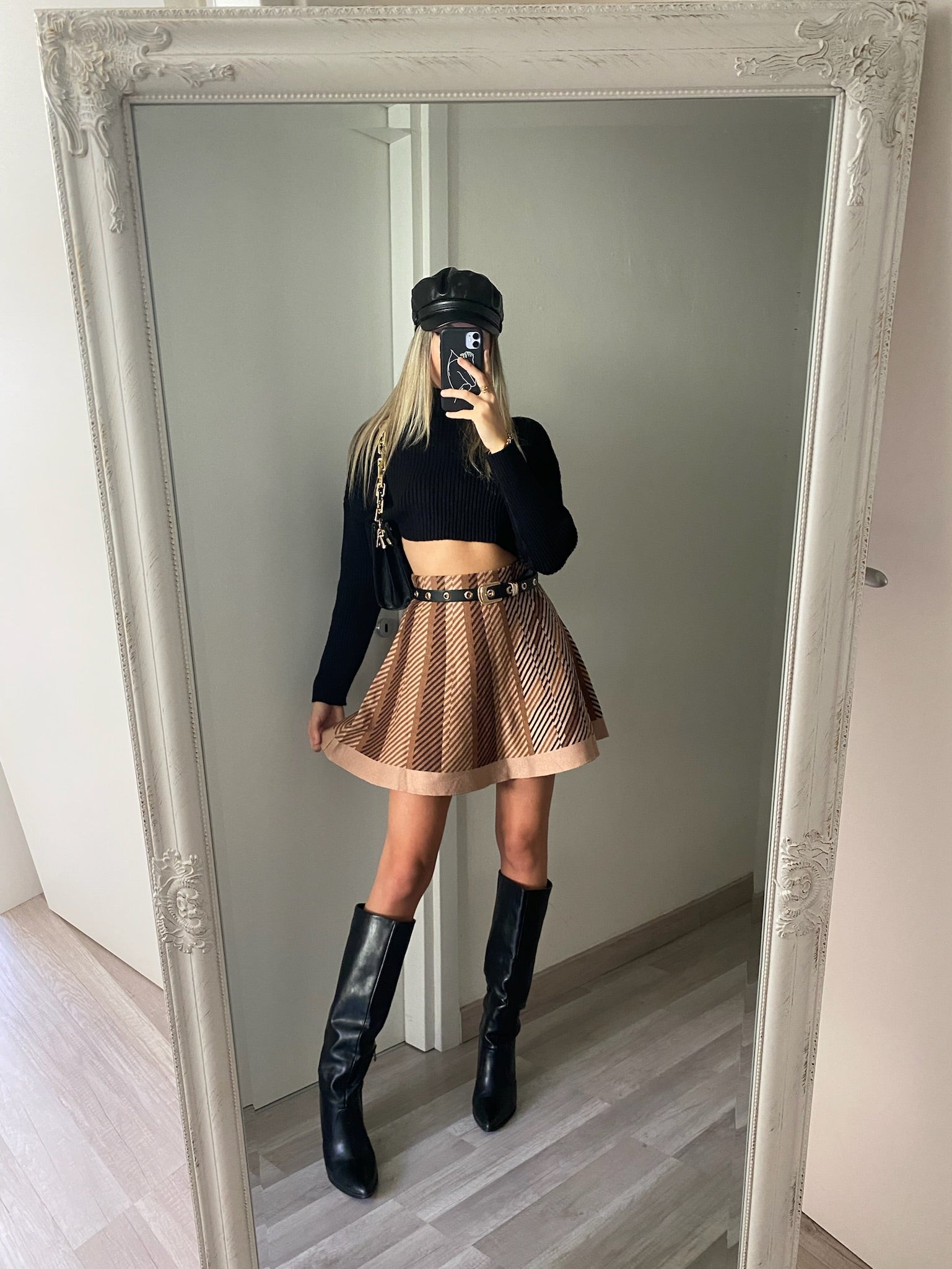 Maglione crop nero