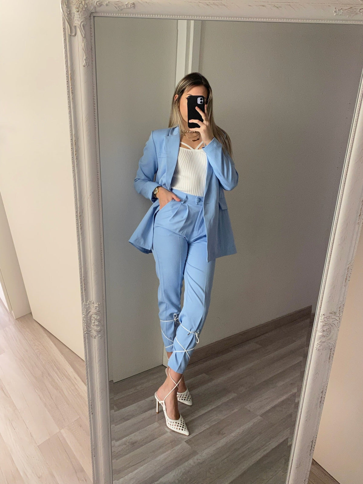 Completo giacca e pantalone carta da zucchero