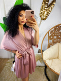 Abito a kimono in raso con cintura