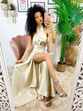 Abito in raso con maxi spacco incrociato beige