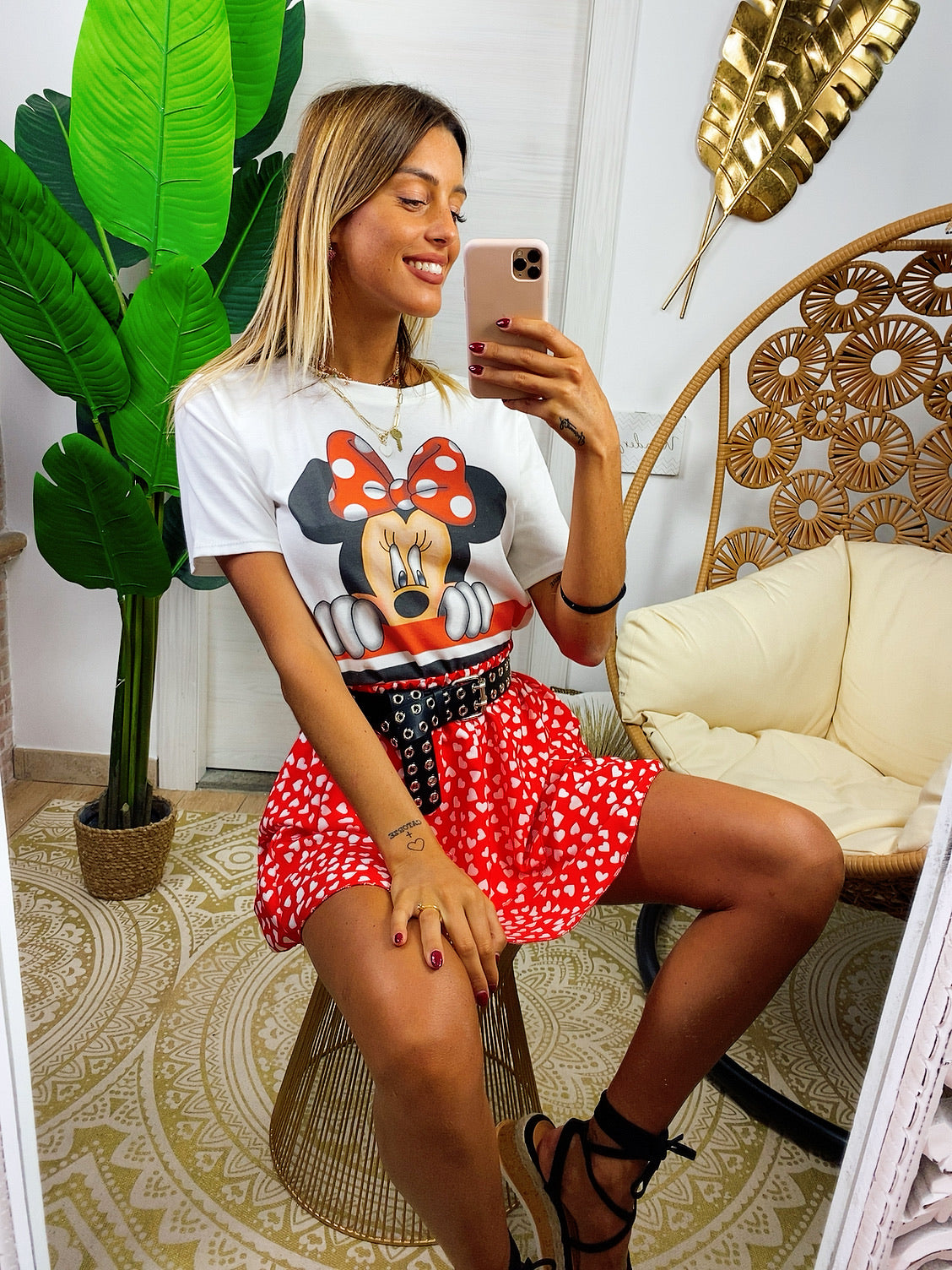 Gonna con balza e cuori