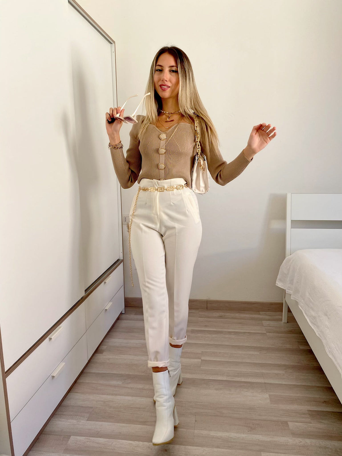 Pantalone vita alta panna