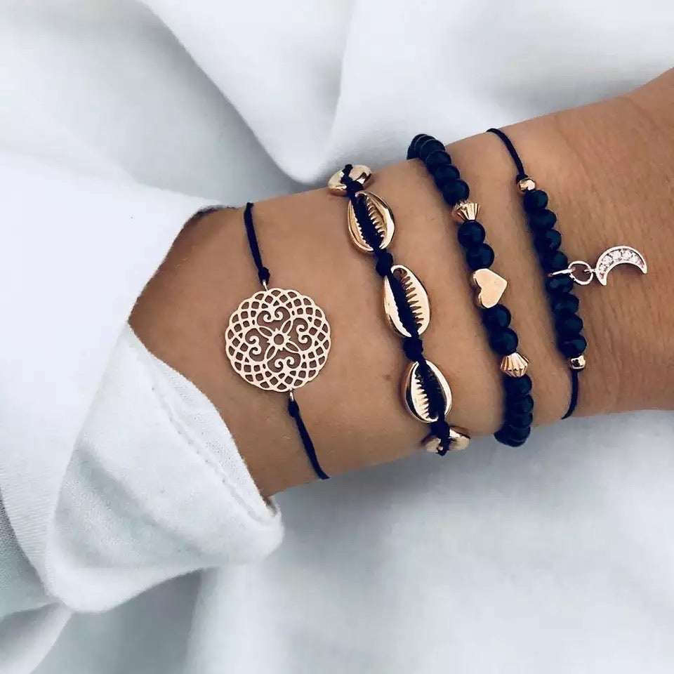 Bracciale con conchiglie