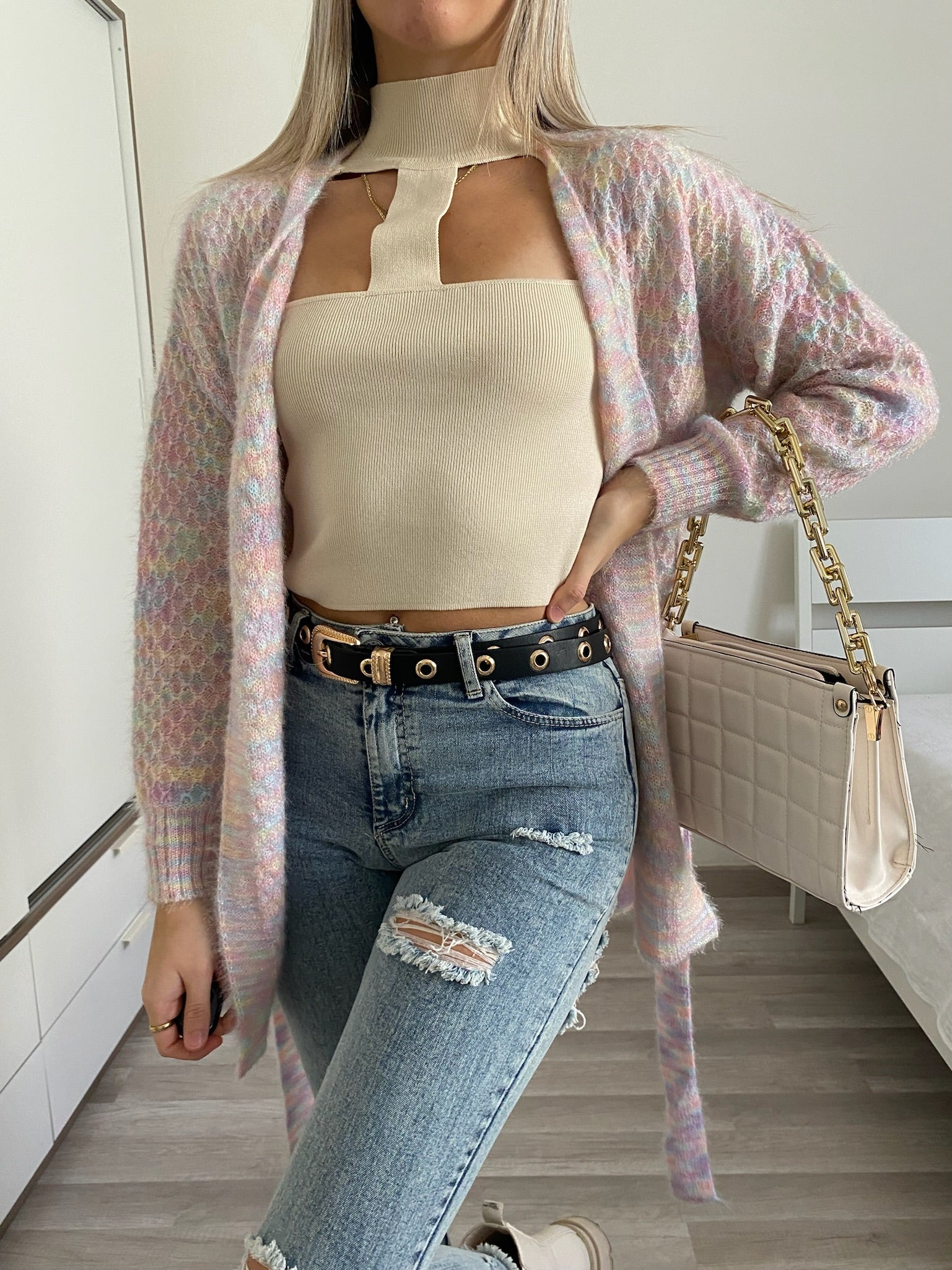 Cardigan morbido con cintura rosa