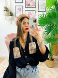 Camicia con tasca ricamata check nera