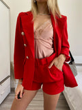 Completo giacca con bottoni e short rosso