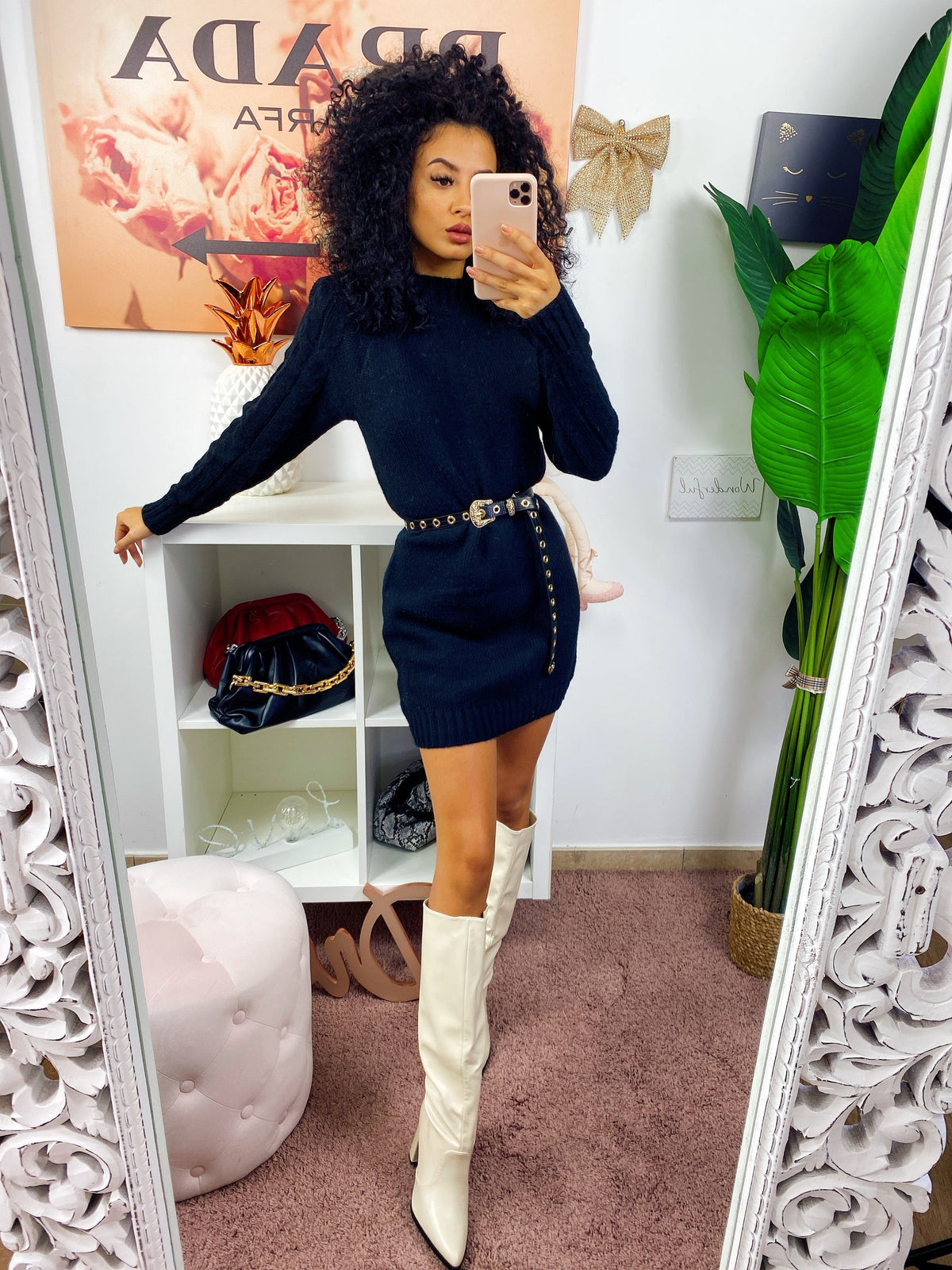 Abito in maglia con trecce e spalline Nero