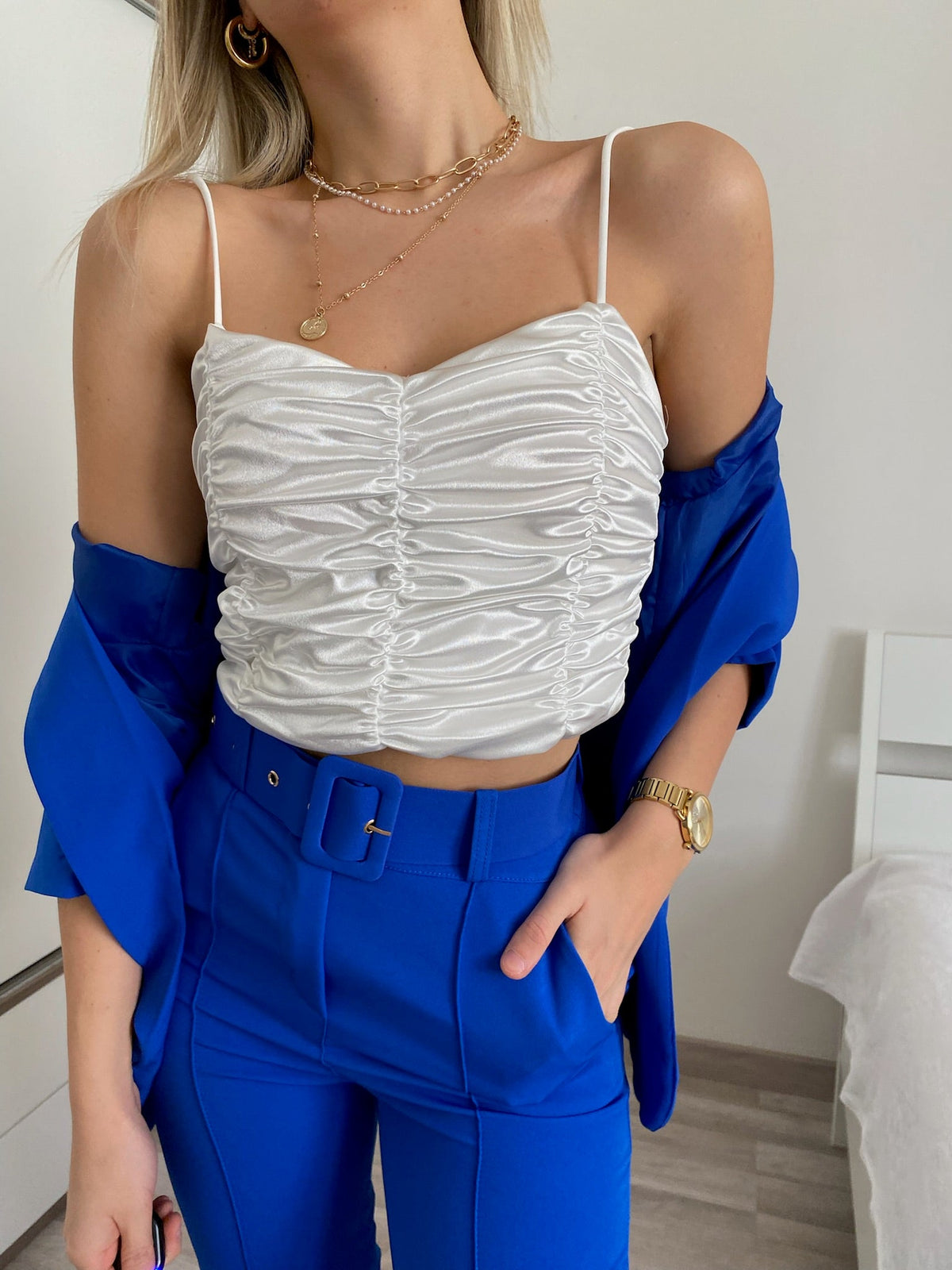Top in raso bianco arricciato