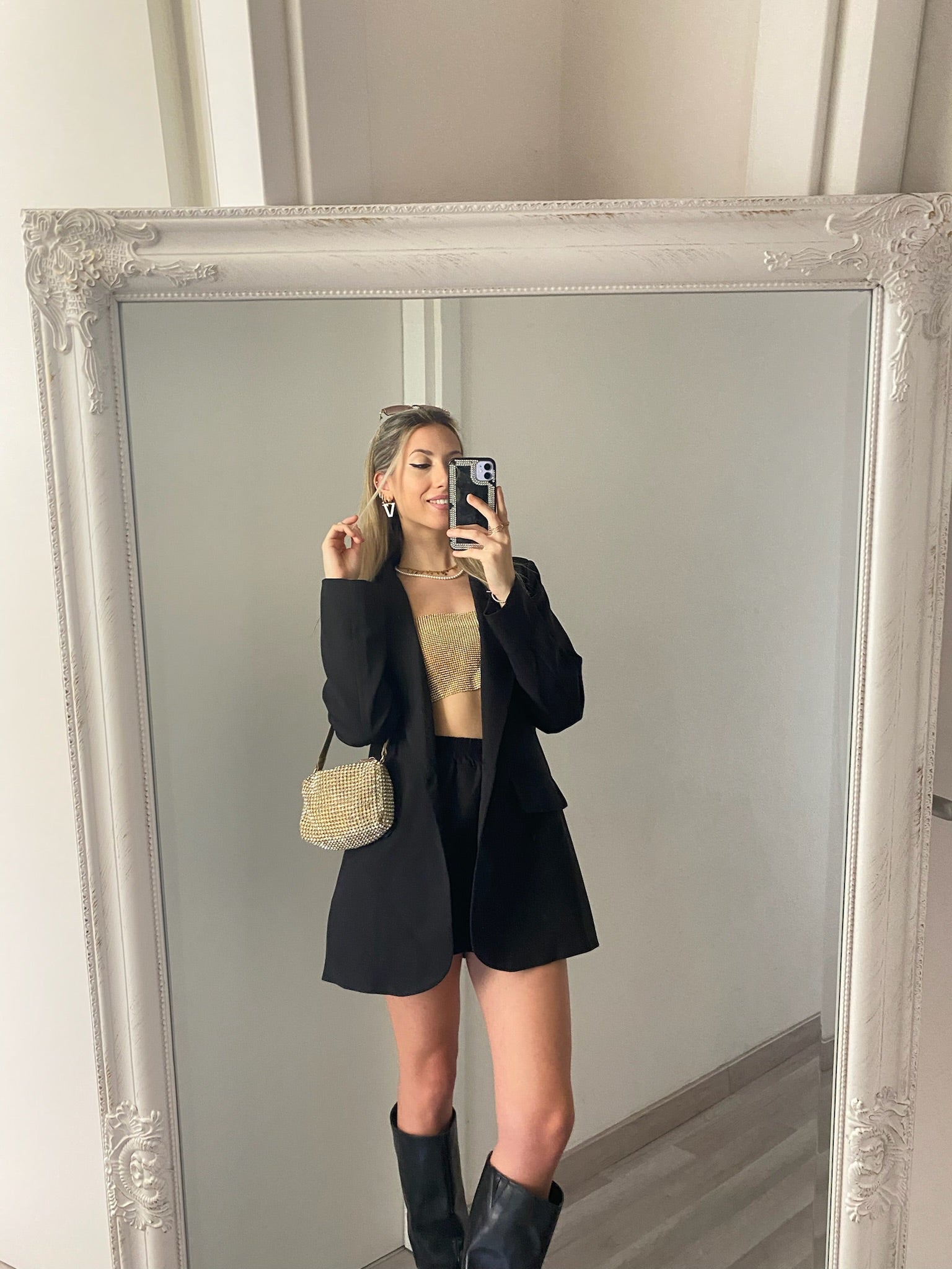 Completo giacca e short nero