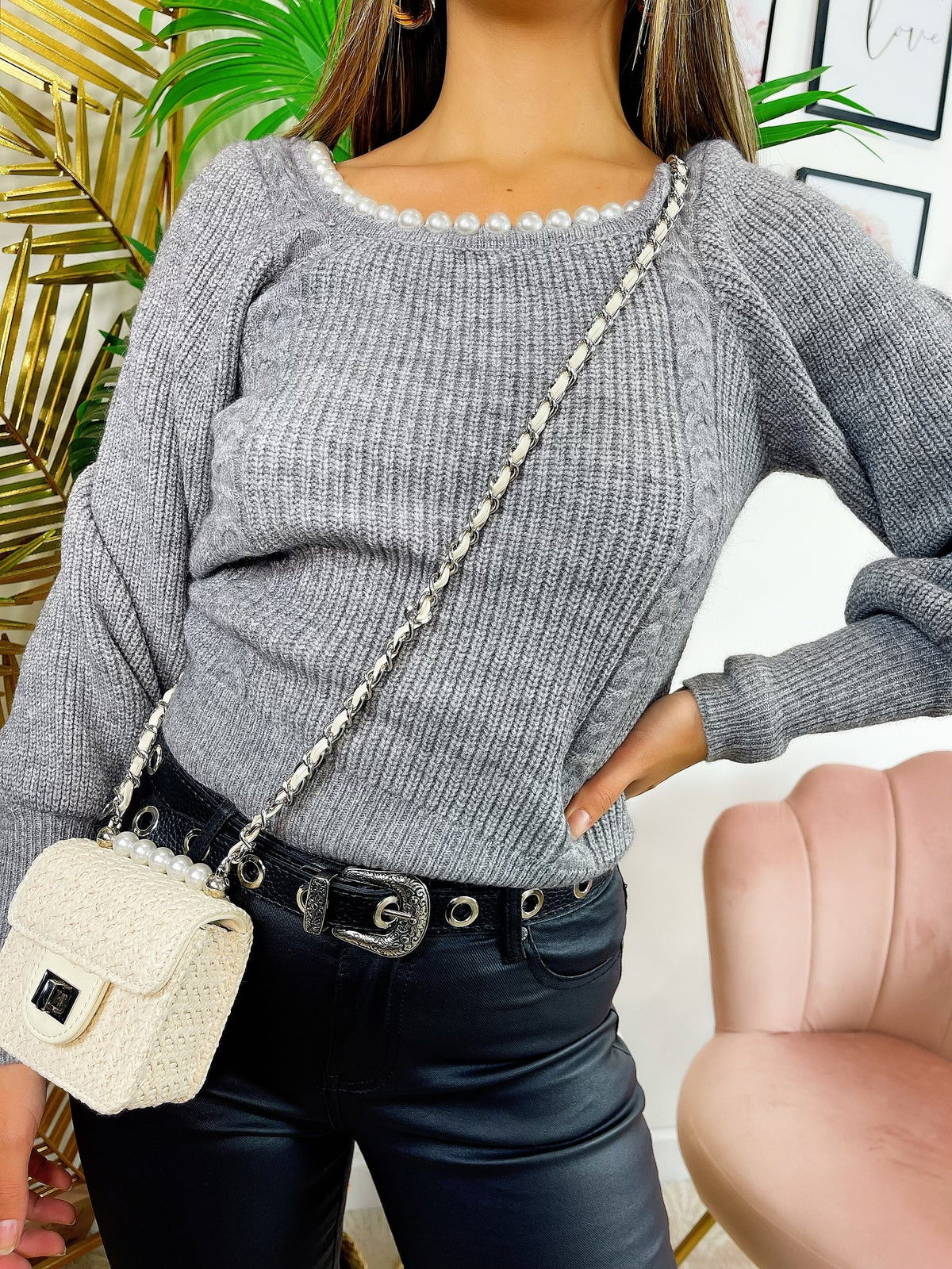 Maglione con scollo a u con perle grigio