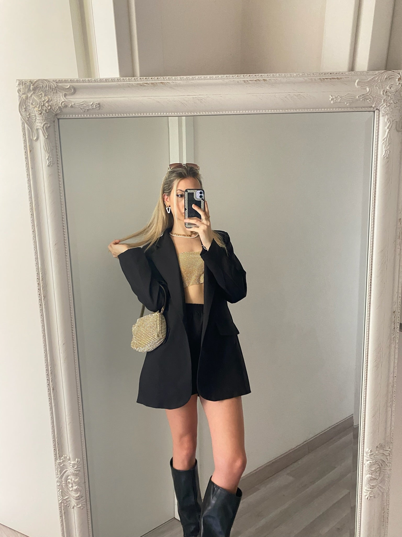 Completo giacca e short nero